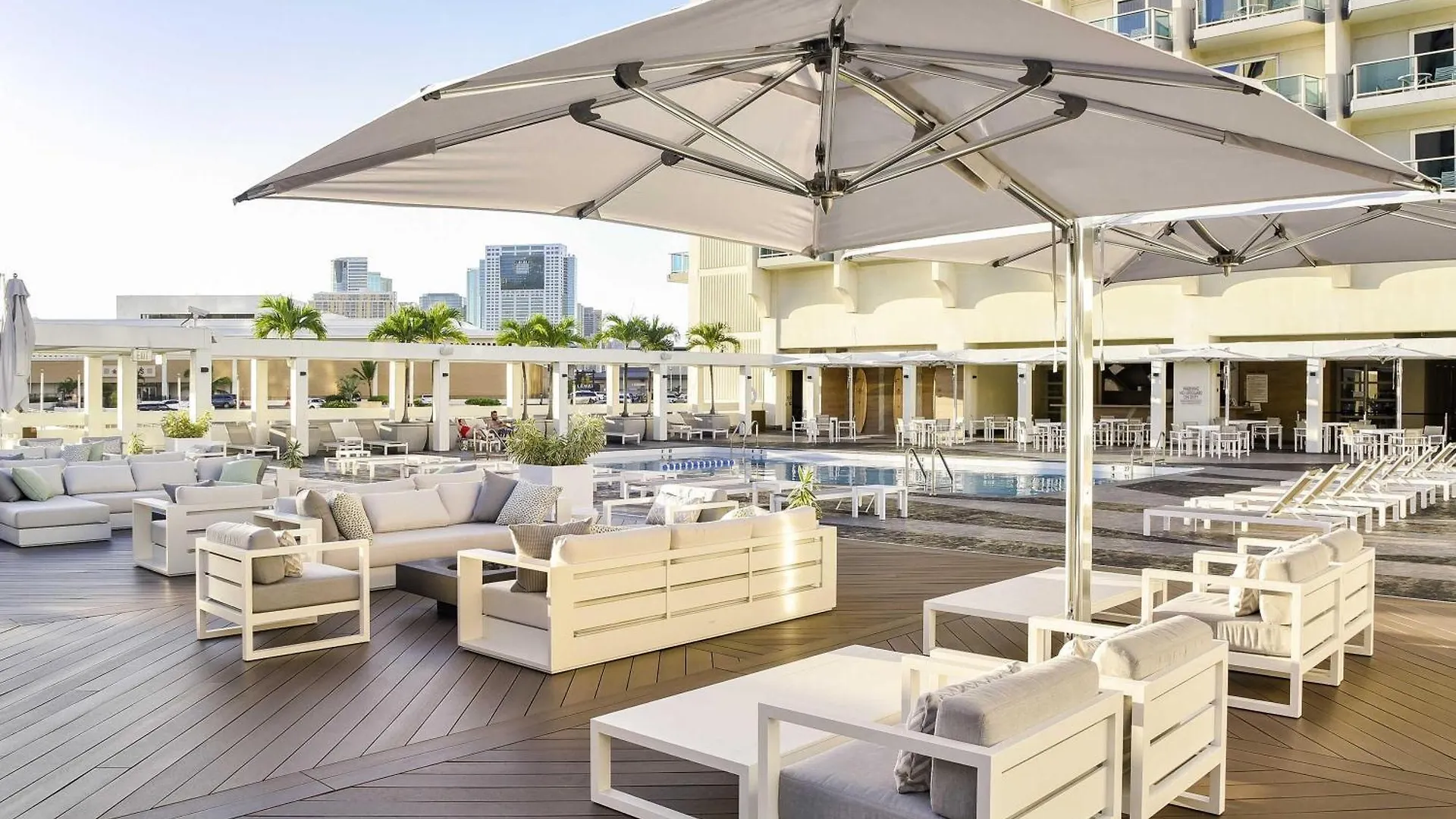 Ala Moana Honolulu By Mantra Hotel 3*,