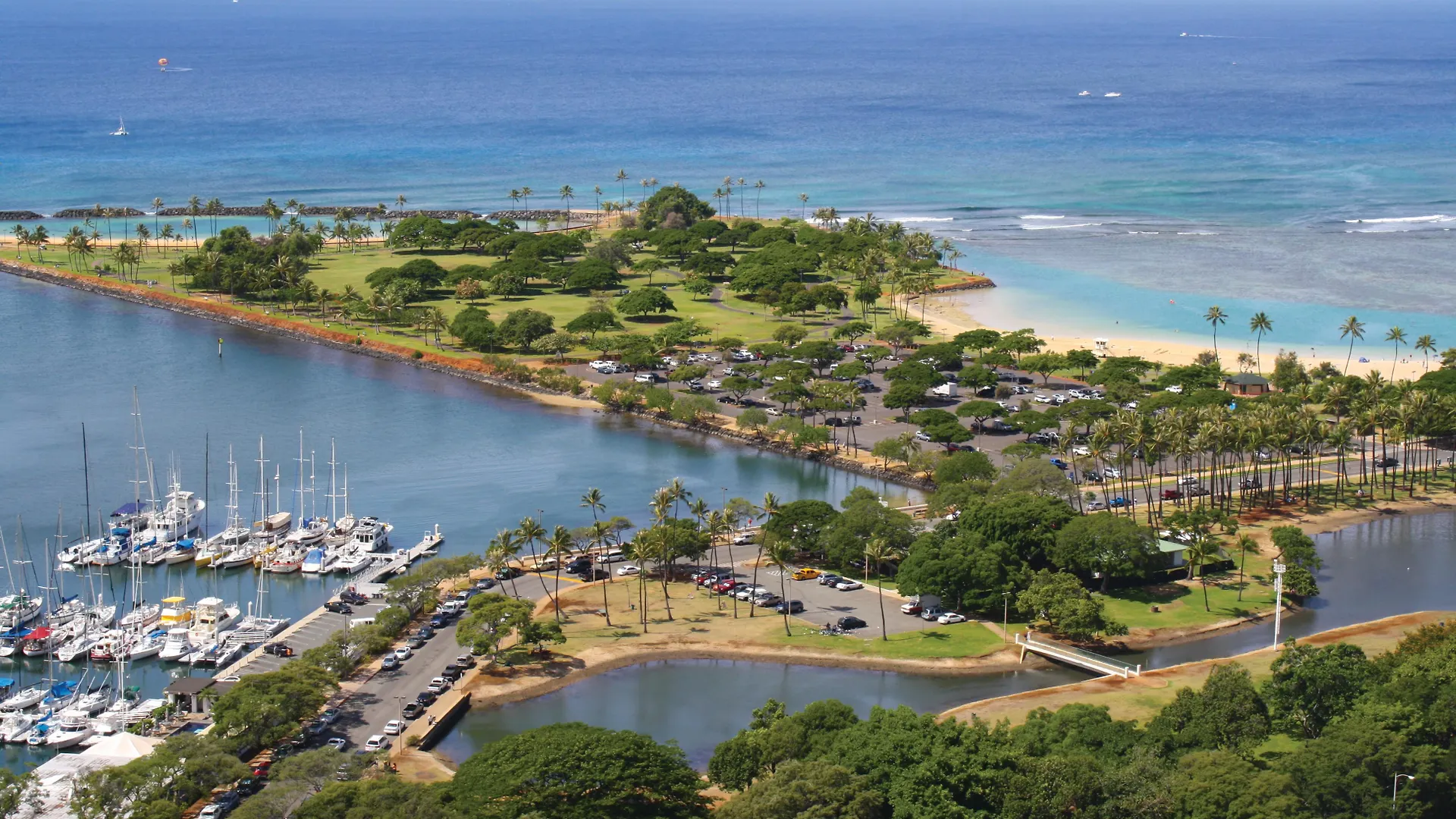 Ala Moana Honolulu By Mantra Hotel 3*,